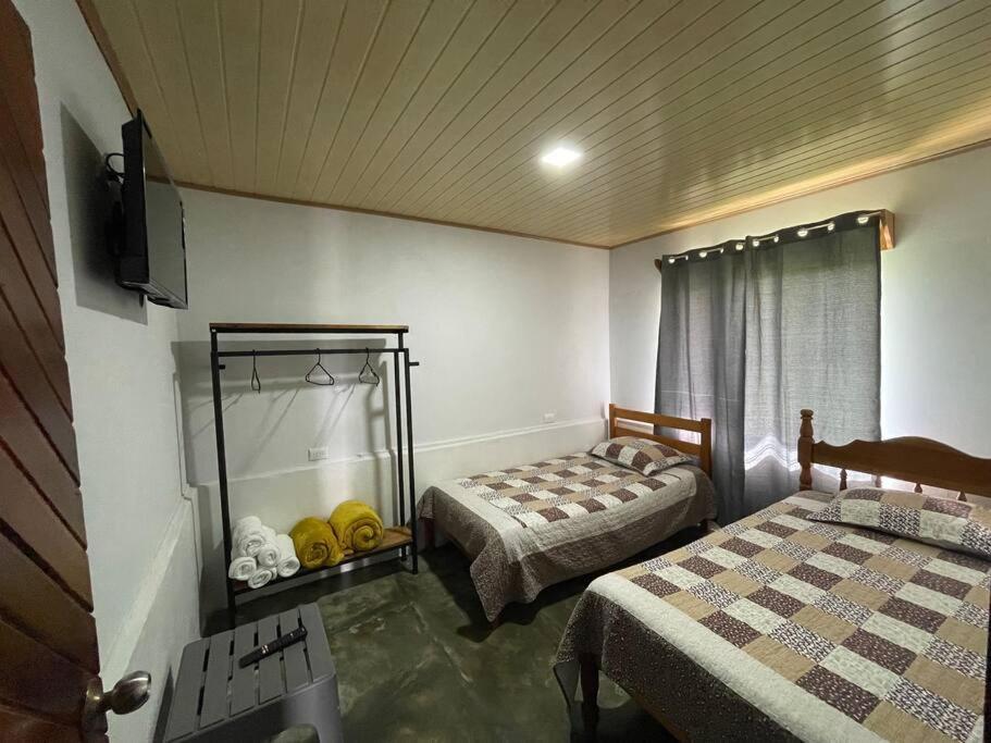 Large & Confortable Family House La Fortuna Εξωτερικό φωτογραφία